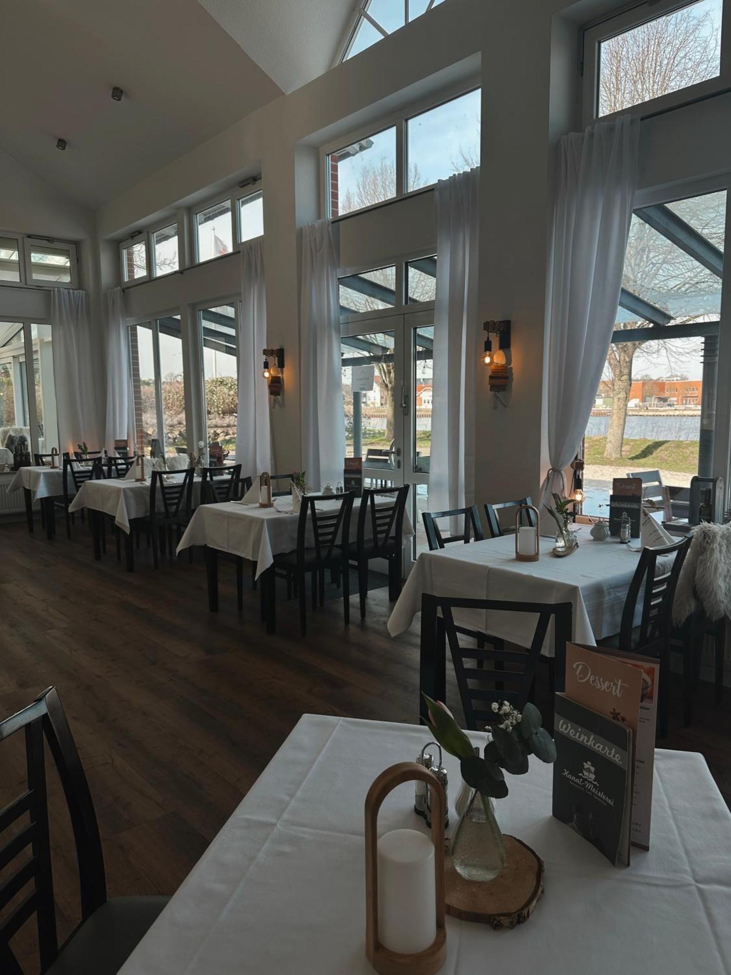 Kanal-Haus "Das Gaestehaus Direkt Am Nok" Osterrönfeld Extérieur photo